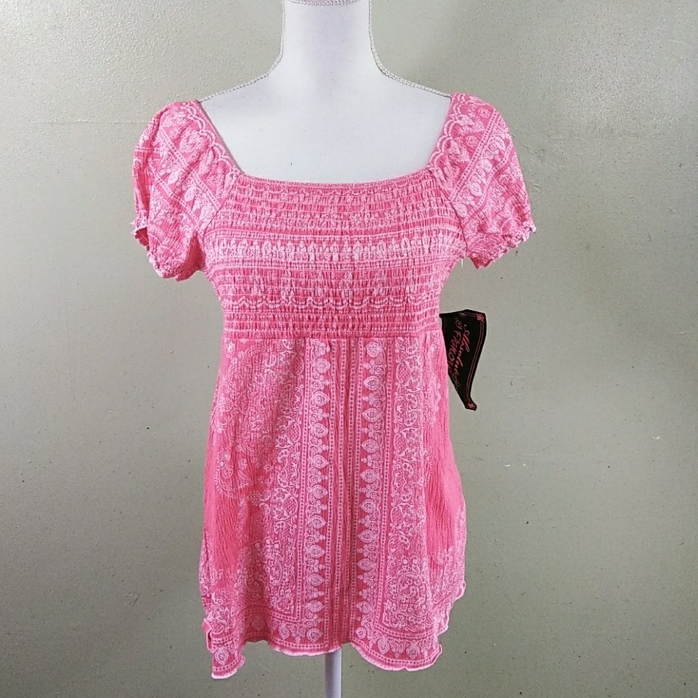 Almost Famous Peasant Style Top with Shirred Bodice - Jr. L - NWT